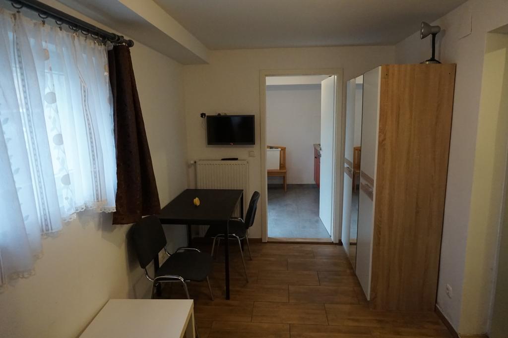Apartment Zirkusstrasse Λεόμπεν Εξωτερικό φωτογραφία