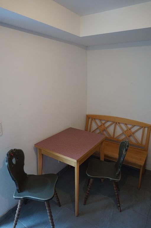 Apartment Zirkusstrasse Λεόμπεν Εξωτερικό φωτογραφία